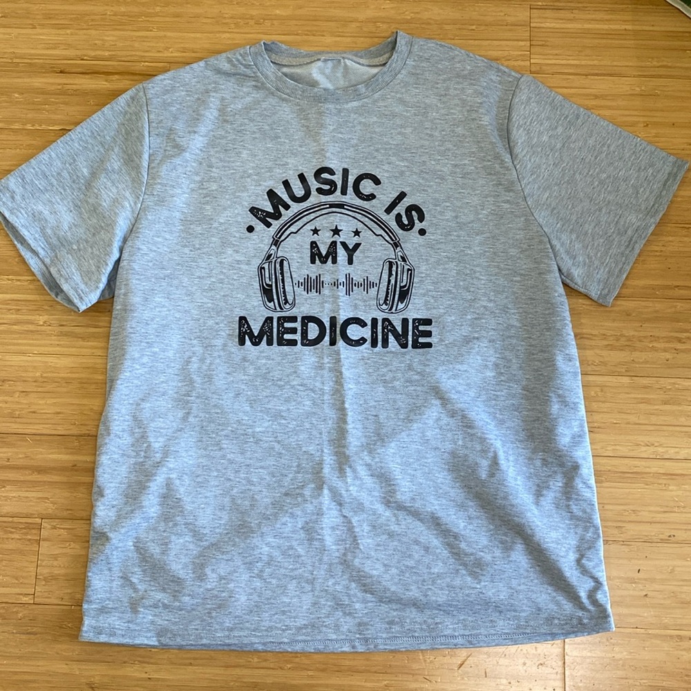 Men’s Music Is My Medicine Tee Shirt Sz XL